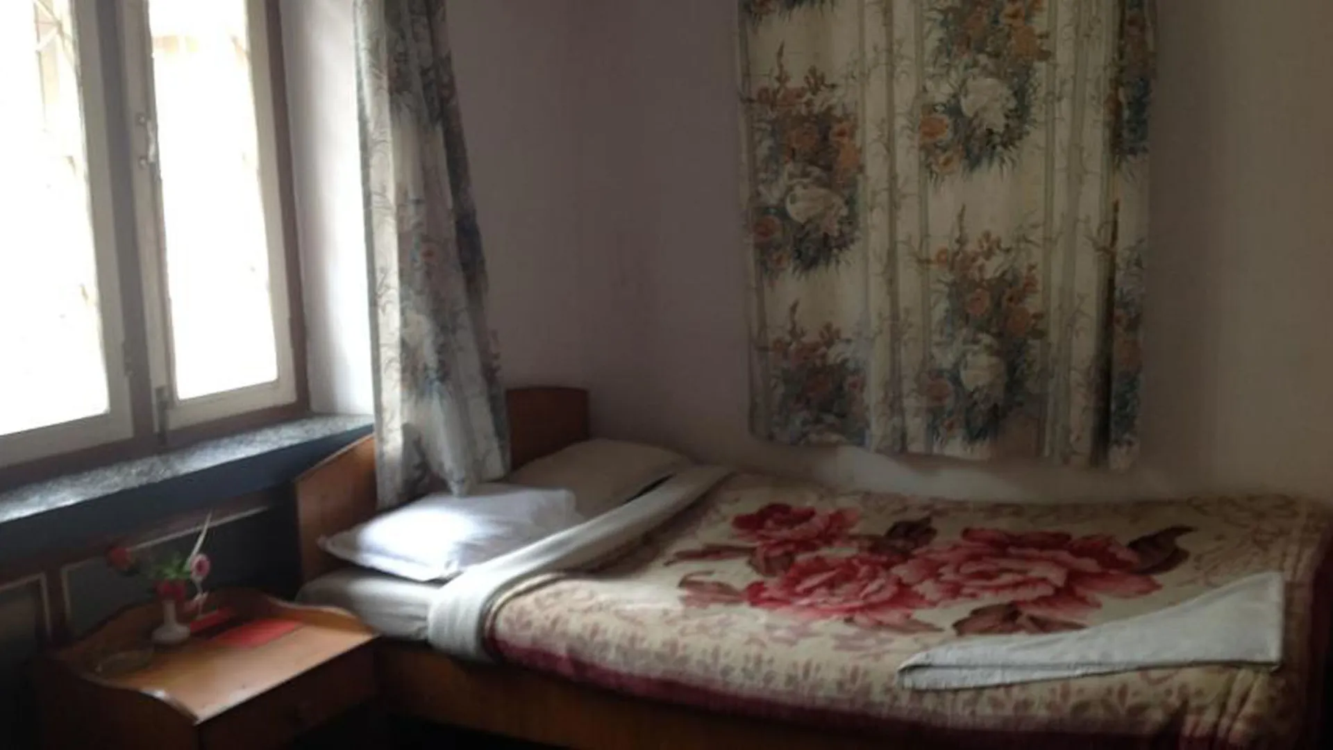Hotel Down Town Kathmandu 2*,